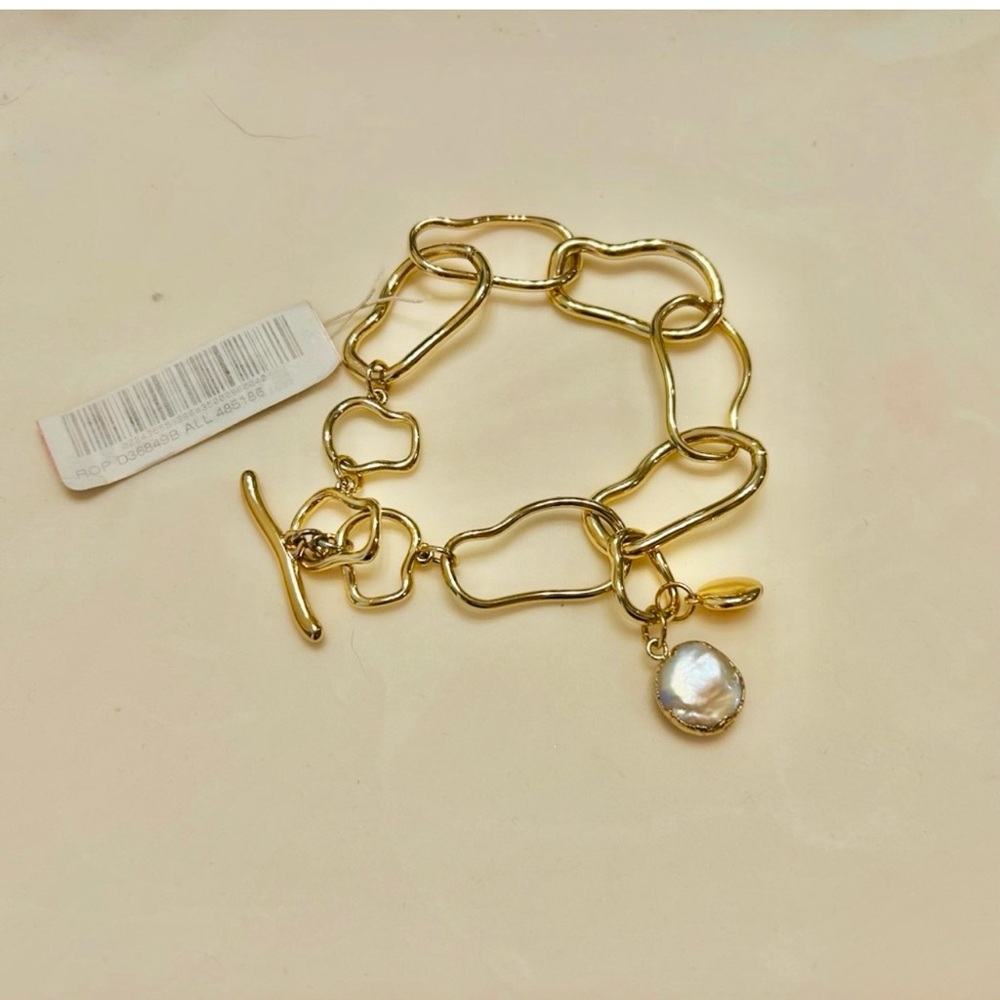Gold Link Toggle Bracelet with Pearl Charm